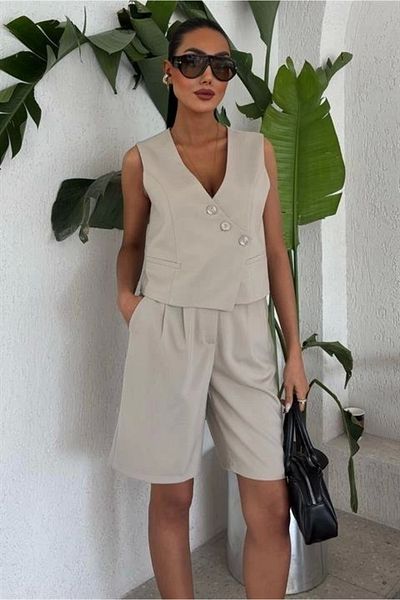 Butik Cross Buttoned and Bermuda Shorts Vest Suit 10171