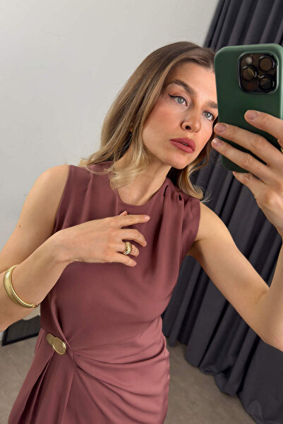 Sue Store Gül Kurusu Beli Büzgülü Düğme Detaylı Yırtmaçlı Elbise