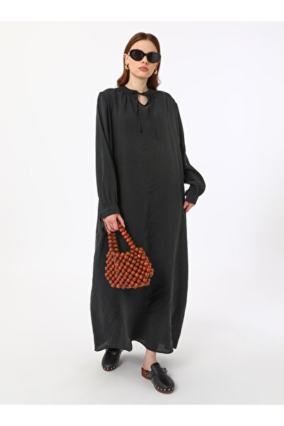 Refka Modal Hijab Φόρεμα με Δαντελένιο Γιακά - Μαύρο - Refka