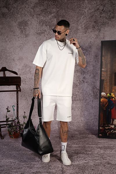 Butik Комплект унисекс тениска и шорти с кръгло деколте и щампа TREND WE
