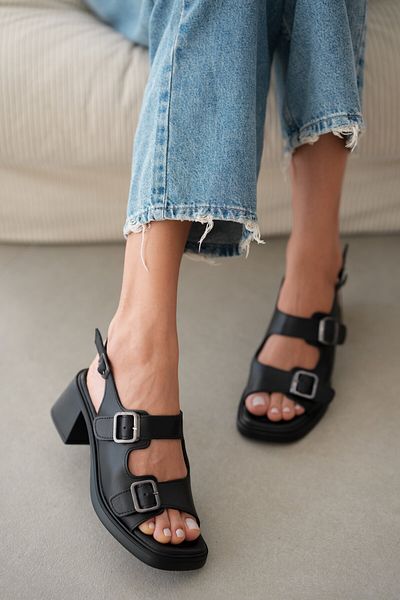 selinshoes Blade Genuine Leather Double Buckle Ankle Strap Rubber Detailed Sandals - Black