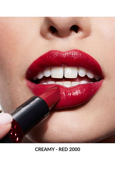 AVON Ultra Colour Creamy Lipstick Red 2000