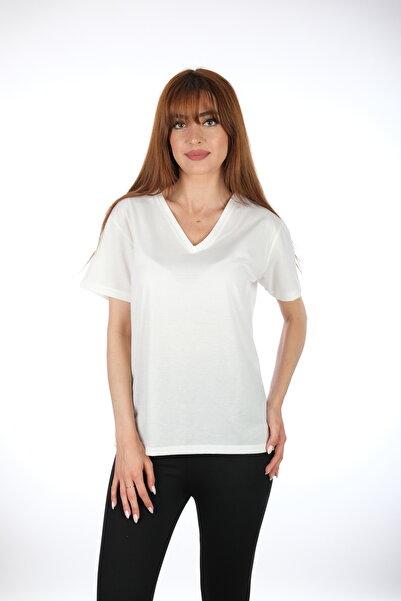 Butik تي شيرت نسائي من القطن الليكرا بأكمام قصيرة ورقبة على شكل حرف V