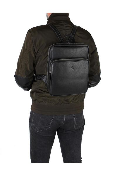 Aka Deri Medium Size Black Leather Backpack 906 2