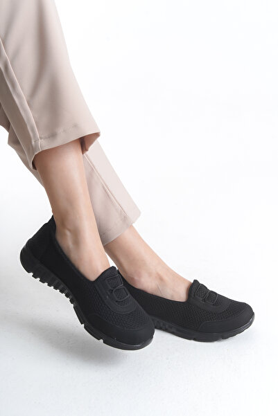 saramary حذاء راقصة الباليه الأسود للسيدات مزين بالدانتيل، حذاء رياضي للمشي مزود بحبل ونعل بولي