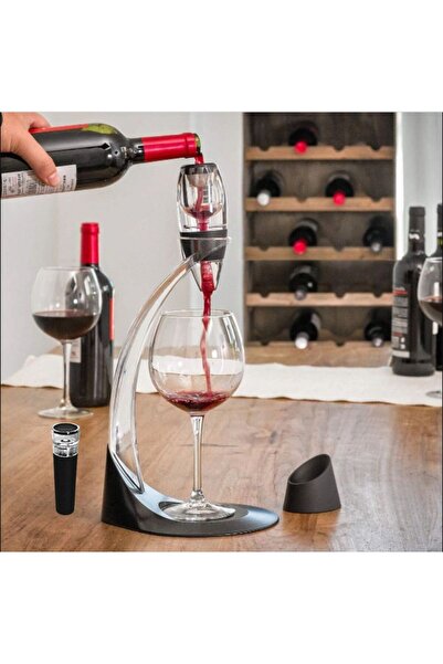 OEM Wine decanter with arched support, easy and convenient to use