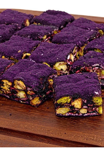 HALUK ÇEREZ 500 gr Ikramlık El Yapımı Karadutlu Fıstıklı Baklava Lokum