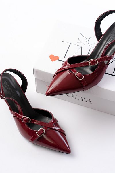 DİVOLYA Pony Claret Roșu Piele Lacuată (TACURI 8 CM) Cu vârf ascuțit Cataramă închisă Pantofi stiletto cu spatele deschis