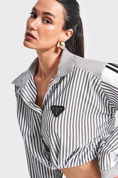 its basic Women's Black and White Striped Color Stripe Detailed Design Shirt