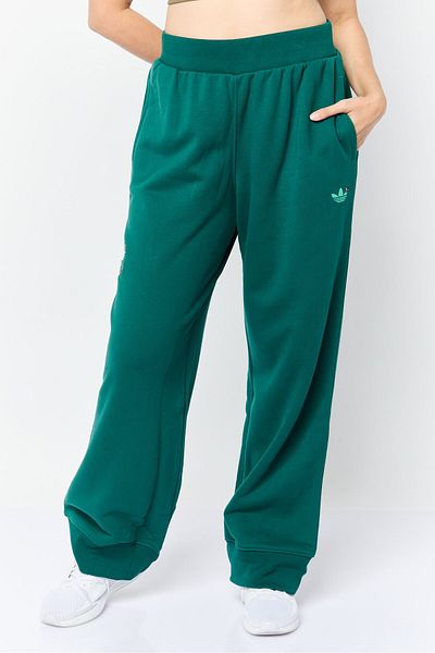 adidas Women Sportswear Fit Outdoor Sweatpants, Green