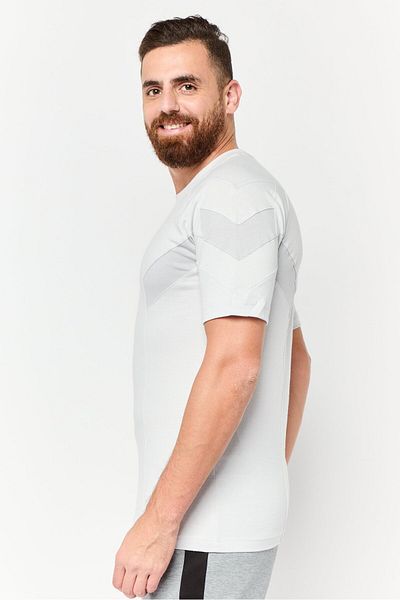 adidas Men Sportswear Fit Short Sleeve Outdoor T-shirt, Grey