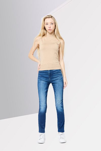 Guess Women Skinny Fit Wash Stretchable Denim, Blue