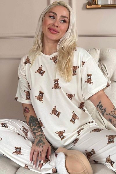 Pijamaevi Set de pijamale de damă cu mânecă scurtă din bambus cu model Teddy bej