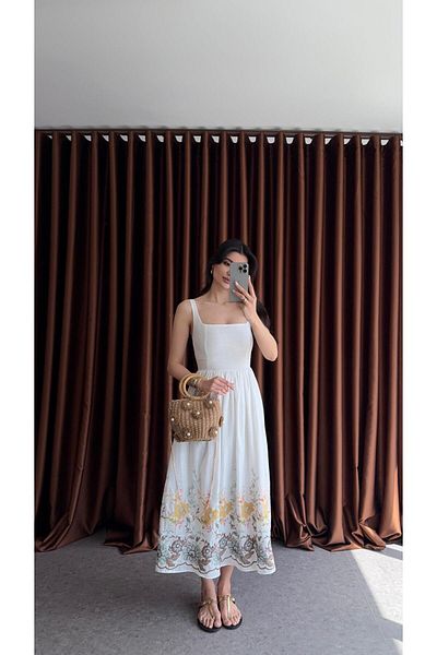 HAZELANNA Rochie de in alb cu flori brodate