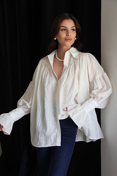 Julidress Ecru Oversize Beige Premium Shirt with Scallop Detail