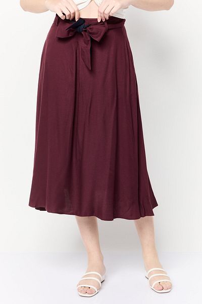 Harmont & Blaine Women Pleated Skirt, Maroon