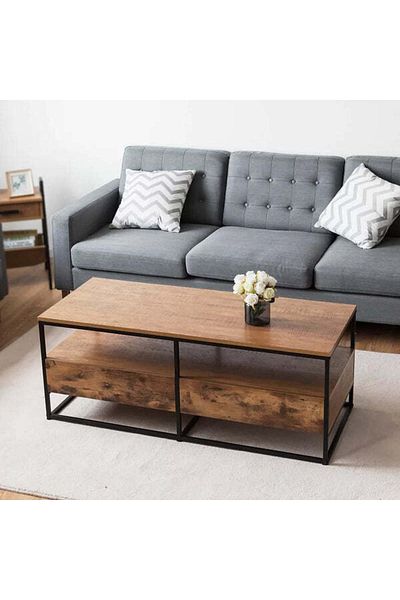 Orient A coffee table that adds a luxurious touch to your home decor.