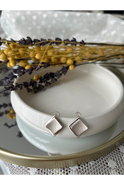 Luvitaaksesuar Mat Gümüş Renk Kare Form Çivili Küpe