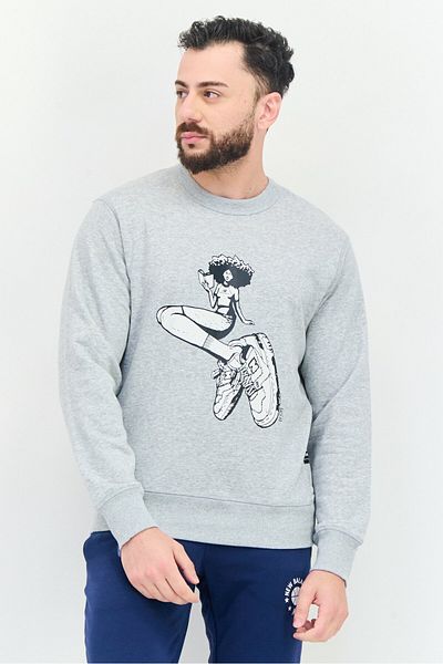 New Balance Men Relaxed Fit Long Sleeve Outdoor Sweatshirt, Heather Grey