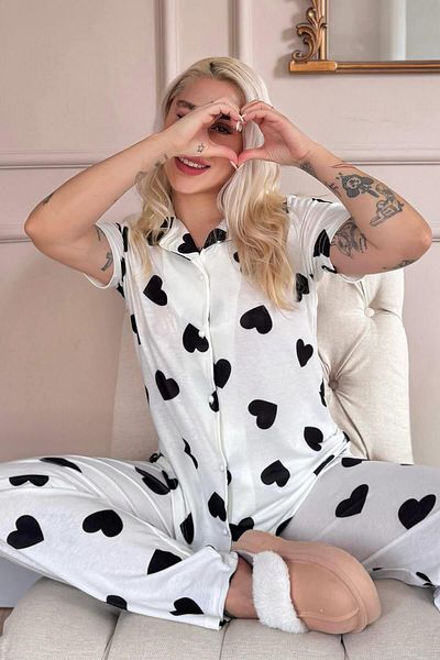 Pijamaevi Set de pijamale cu mânecă scurtă, cu nasturi în față, din bambus, cu imprimeu Ivory Passion Heart