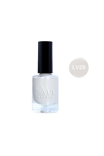 La vuv Manicure and nail polish