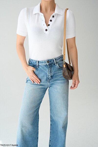 Büşra Ayhan 4 Button Short Sleeve Sweater