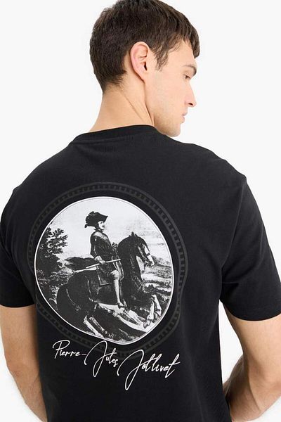 DeFacto Νέα σεζόν 100% βαμβάκι Diego Velazquez Regular Fit Crew λαιμόκοψη με στάμπα με κοντό μανίκι