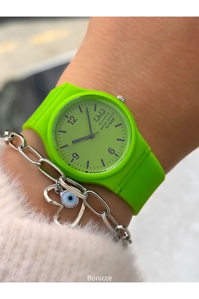 Q&Q Neon Green Silicone Cord, Suitable for Pool and Sea Use, Women's Wristwatch+Bracelet