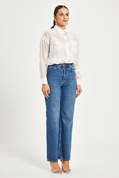 SERPİL Kadın Nakış Detaylı Transparan Gömlek – Düğmeli, Klasik Yaka