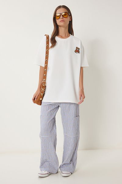 Happiness İstanbul Ecru Teddybär besticktes Oversize-Strick-T-Shirt für Damen ZV00286