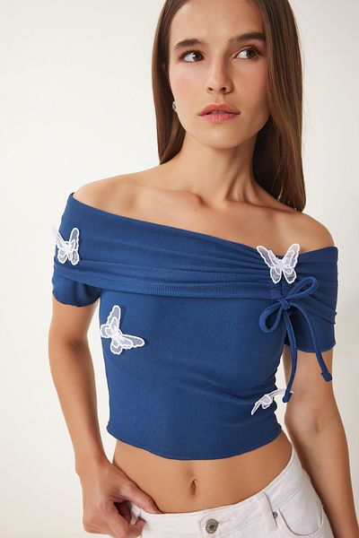 Happiness İstanbul Women's Navy Blue Carmen Collar Butterfly Detailed Knitted Blouse Fw00008