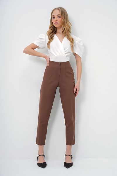 Trend Alaçatı Stili Women's Brown High Waist Carrot Pants Alc-X12656