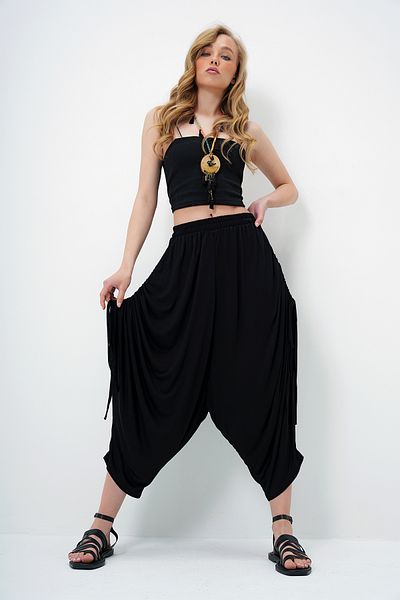 Trend Alaçatı Stili Schwarze Sommer-Shalwar-Hose für Damen mit Schnürung an den Seiten Alc-X13872