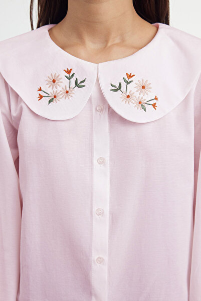 Trendyol Collection Light Pink Collar Embroidery Detail Woven Shirt Twoss23Go00009