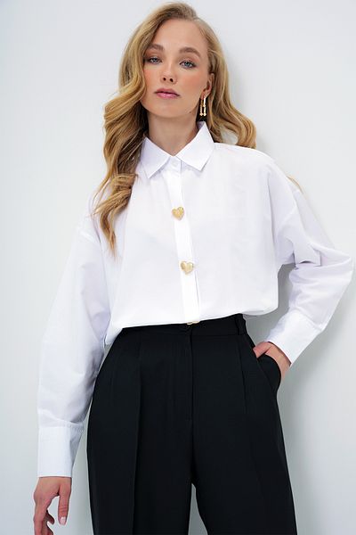 Trend Alaçatı Stili Women's White Heart Button Oversize Poplin Shirt Alc-X13935