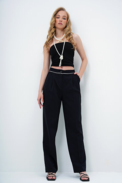 Trend Alaçatı Stili Damskie czarne spodnie plisowane Palazzo z podwójnymi kieszeniami i lamówką ALC-X13925