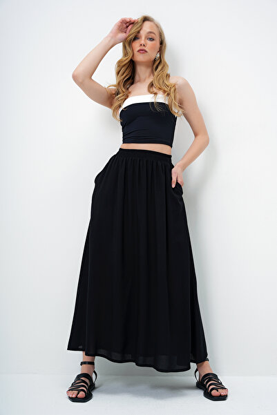 Trend Alaçatı Stili Women's Black Double Pocket Flared Woven Skirt Alc-X13876