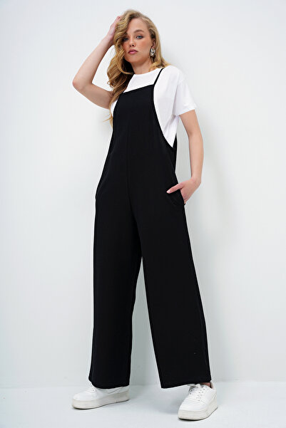 Trend Alaçatı Stili Women's Black Strappy Loose Cut Linen Jumpsuit and Basic Cotton T-Shirt 2 Piece Set Alc-X4367-1