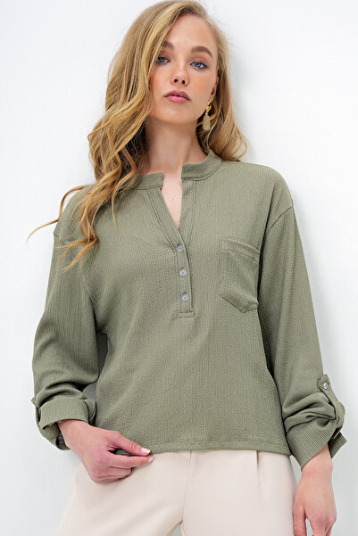 Trend Alaçatı Stili Women's Green Wide Cut Front Buttoned Single Pocket Crop Blouse Alc-X13877