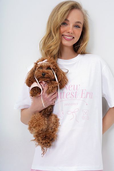 Trend Alaçatı Stili Women's Pink Text Printed Basic T-Shirt and Striped Pants Knitted Pajama Set Pjm-X13920