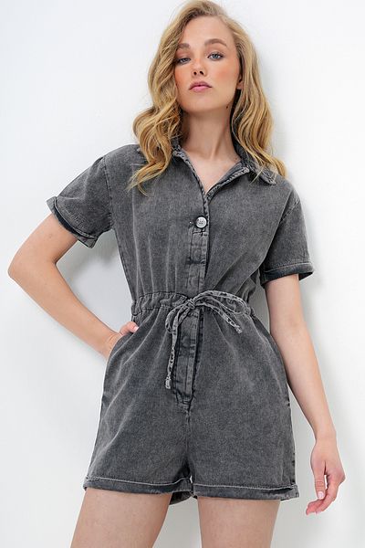 Trend Alaçatı Stili Anthrazitfarbener Damen-Jumpsuit aus Gabardine mit V-Ausschnitt und Taillenband und doppelten Taschen ALC-X13971