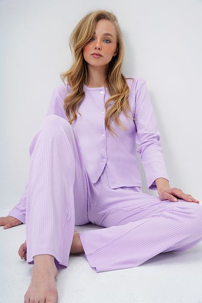 Trend Alaçatı Stili Women's Lilac Crew Neck Buttoned Front Long Sleeve Blouse and Pants Set Alc-X14112
