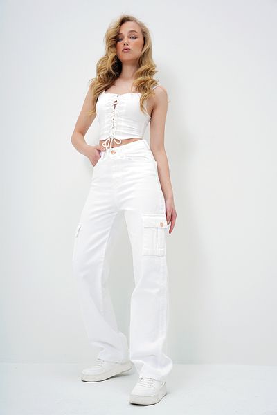 Trend Alaçatı Stili Women's White Cargo Pocket Jean Trousers Alc-X10901