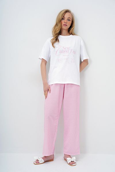 Trend Alaçatı Stili Women's Pink Text Printed Basic T-Shirt and Striped Pants Knitted Pajama Set Pjm-X13920