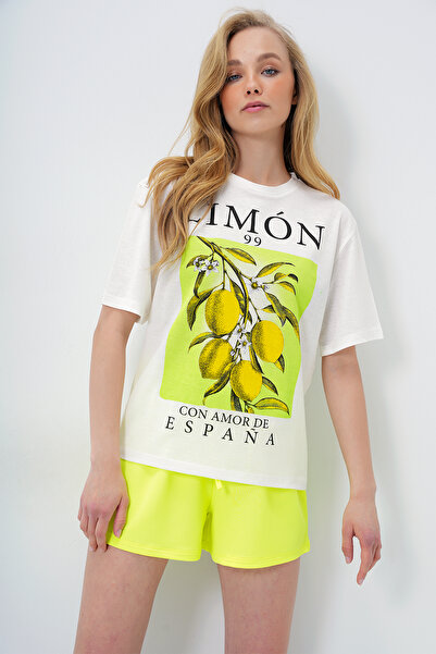 Trend Alaçatı Stili Kadın Limon Sarısı Limon Baskılı Pamuklu Basic T-Shırt Ve Şortlu Pijama Takımı PJM-X13903