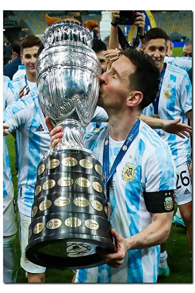 Cakatablo Ahşap Tablo Kupa Amerika 2021 Messi Kupa Sevinci (35x50 Cm Boyut)