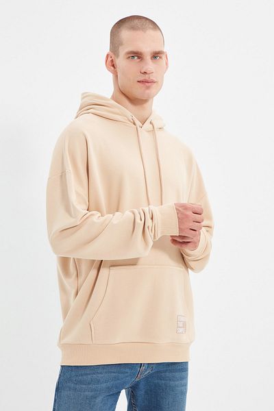 Trendyol Collection Beiges Fleece-Sweatshirt mit Kapuze und Etikett - Übergröße, TMNAW21sw2005