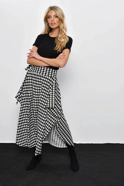 bacc Women's Black Asymmetrical Cut Waist Tie Skirt Bcbsk-25700-K4793