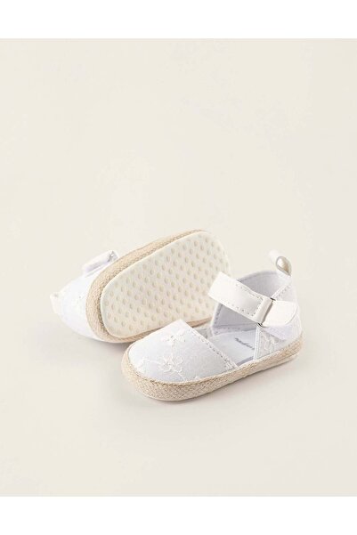 Ziddy Broderie Anglaise Ballerina Flats for Newborn Girls, White