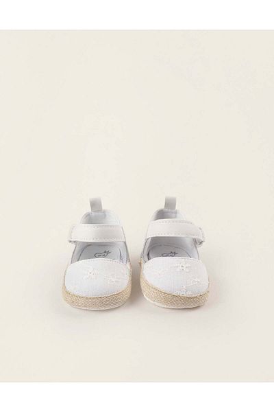 Ziddy Broderie Anglaise Ballerina Flats for Newborn Girls, White